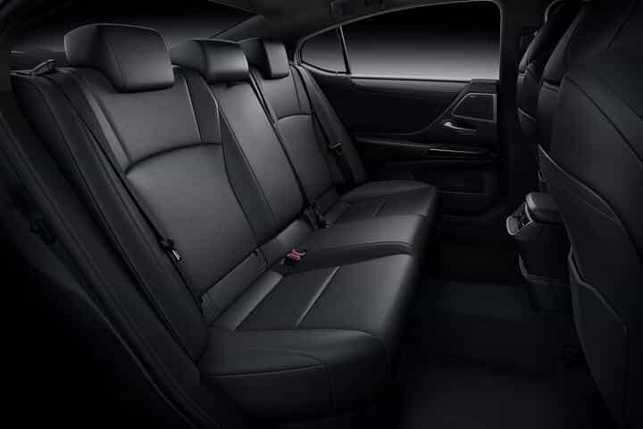 Departure from Dubai to Dubai International Airport DXB by Sedan