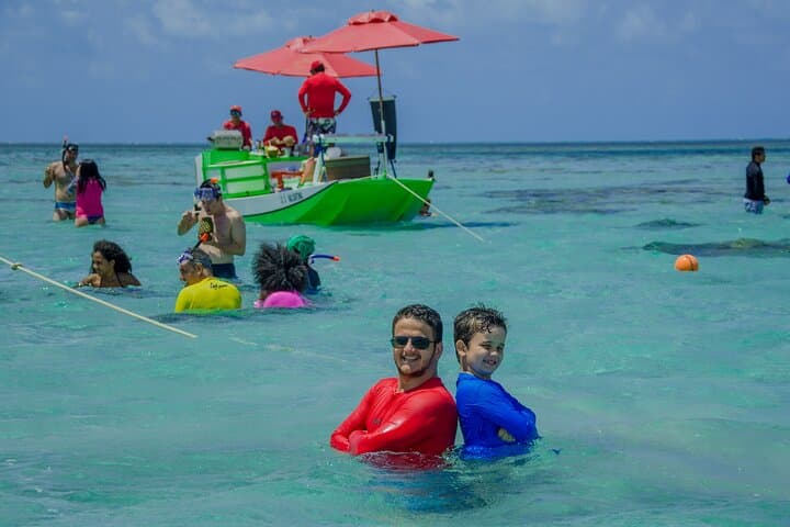 Perobas Tour - Diving in the Parrachos of Rio do Fogo