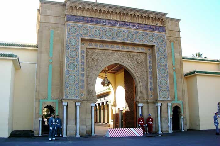 סיור פרטי של חצי יום בחקר רבאט במונית ירוקה