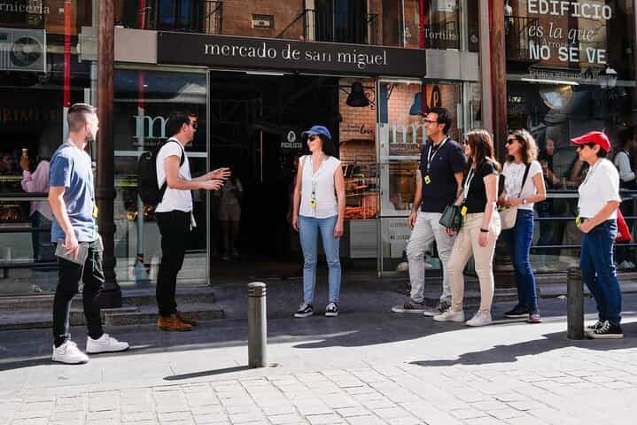 Madrid Sightseeing Tour with Royal Palace Skip the Line Ticket