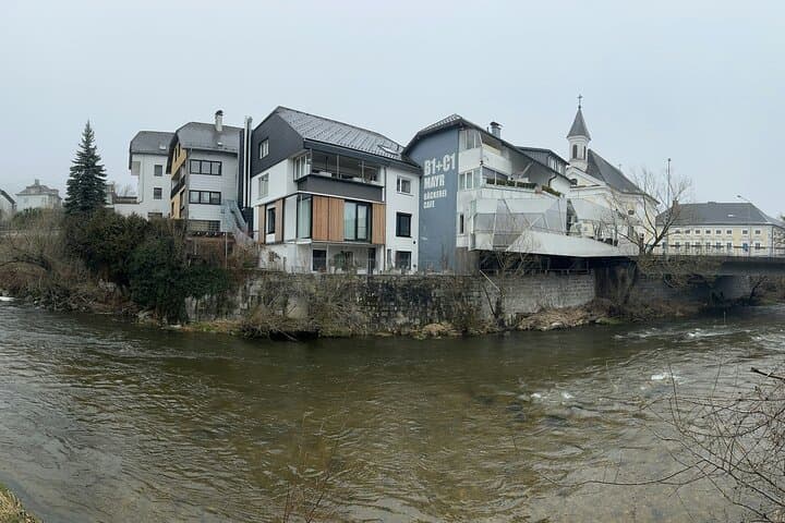 בלש אגדות: מסע חידות סודי בווקלאברוק