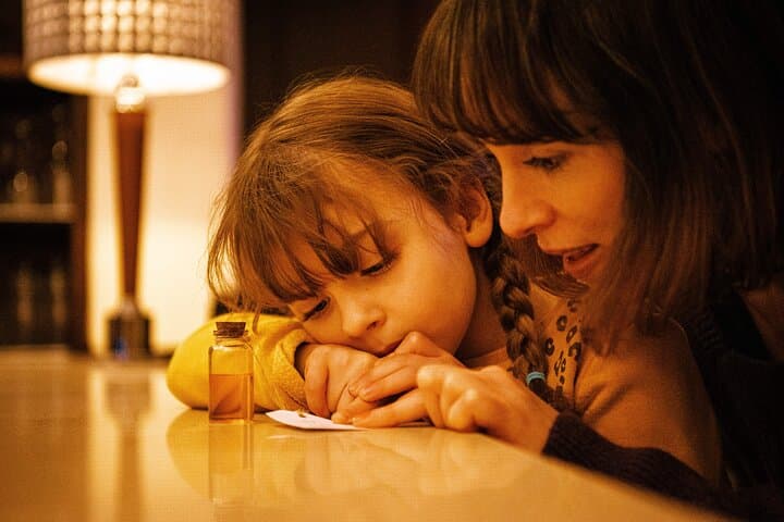 מציאת אליס, ציד בארץ הפלאות אחרי האליס האבודה ליד הים