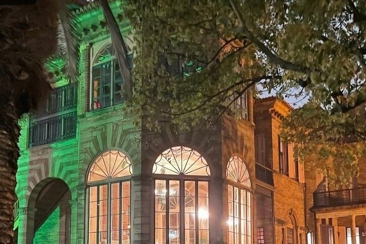 סיור הרפאים של אל: חווית קבוצת קטנה