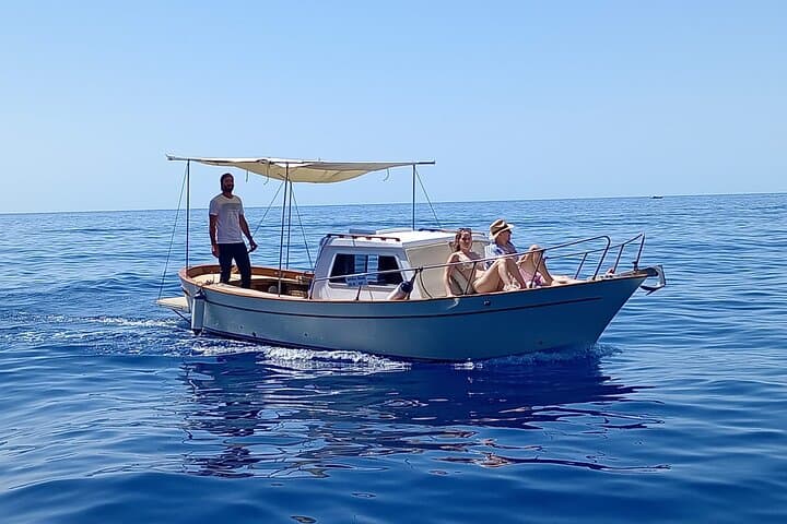 סיור בסירה פרטית באזור טיגוליו ואזור פורטופינו