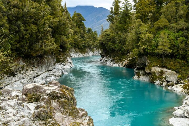 Greymouth to Franz Josef via Hokitika Small Group Tour One Way