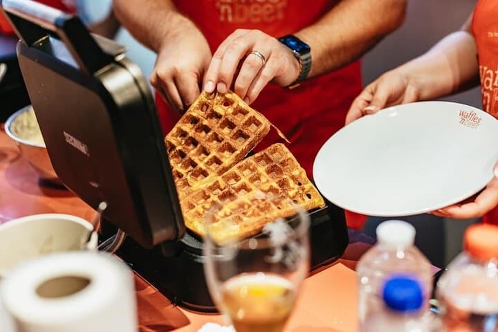 סדנת הוו waffles ובירה במרכז גנט