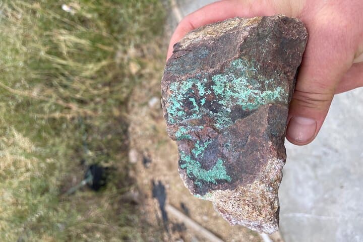 חיפוש אבנים בביסבי