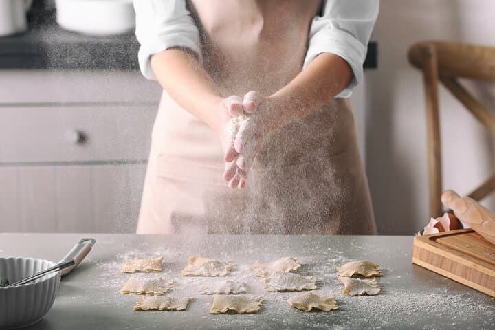 Colorful Pasta Tagliatelle and Ravioli Cooking Class near Arezzo