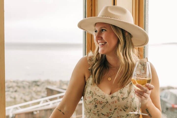 סיור היין של אנדי ב-4 היקבים לא על אוטובוס בחצי האי לילנאו