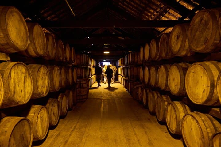 יקב קורק מידלטון - חווית ג'יימסון וטעימות ויסקי