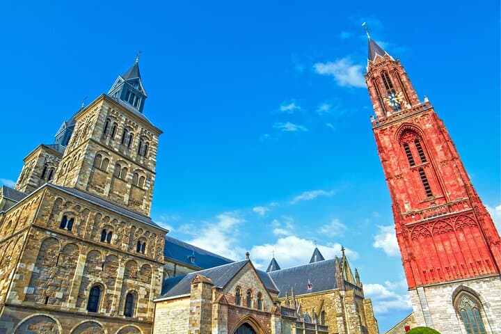 Maastricht Scavenger Hunt & Highlights Self-Guided Walking Tour