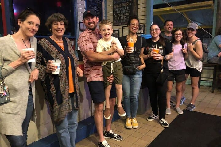 סיבוב הליכה לאורך החוף