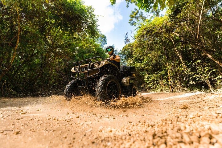הרפתקת ג'ונגל ATV קנקון, זיפליינים, צנוטה וטועמת טקילה