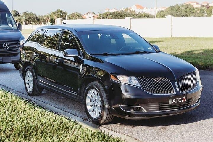 פורט קנאבראל לנמל התעופה אורלנדו MCO סדאן יוקרה