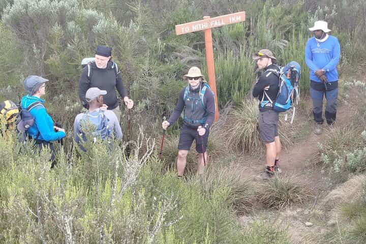 סיור שלם ביום בהר קניה מניירובי