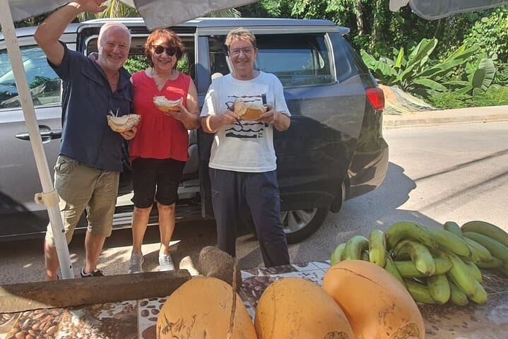 סיור פרטי מותאם אישית של 5 שעות באי מהה, סיישל
