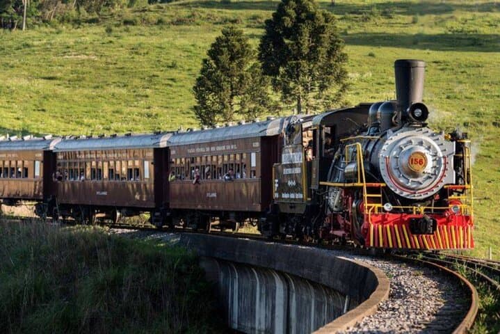 Grape and Wine Tour with Maria Smoke and Lunch Included More