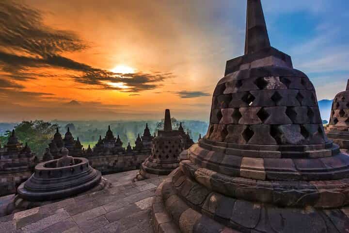 Borobudur and Prambanan Temple From Semarang 1 Day Tour