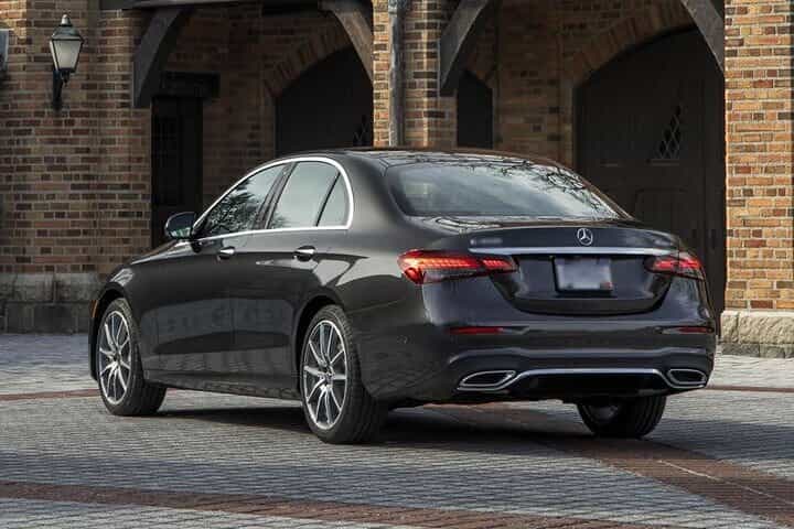 Catania Airport CTA Arrival Private Transfer to Syracuse by Sedan