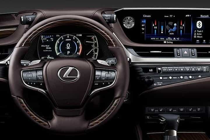 Departure from Dubai to Dubai International Airport DXB by Sedan