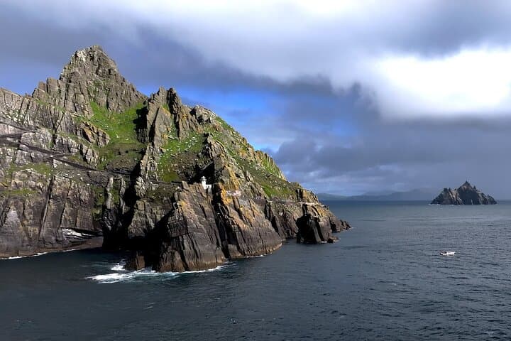 Skellig Michael : Ultimate Skellig Coast Tour with AquaTerra