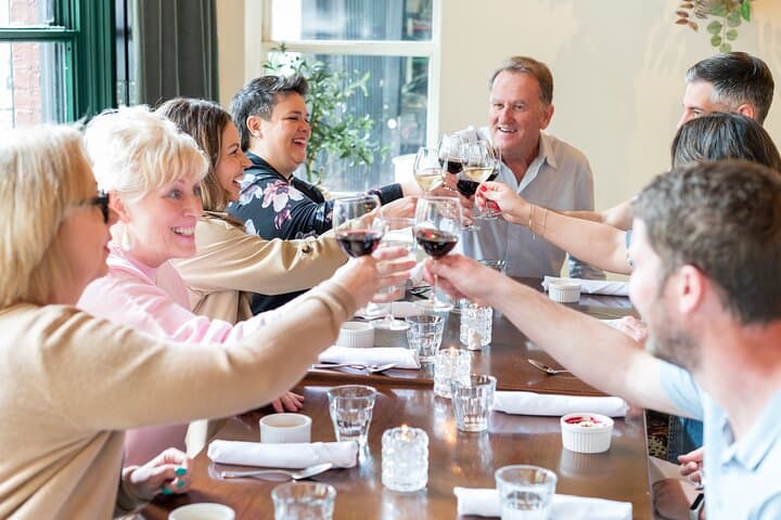 סיור אוכל רגלי היסטורי בגסאון.