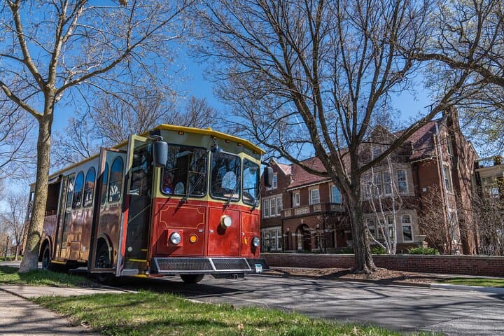 Narrated Scenic Tour on the Minneapolis Trolley