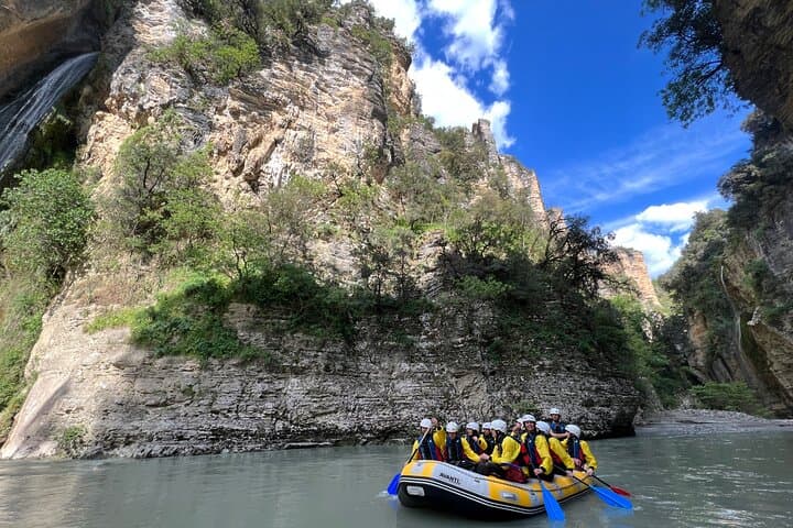 Osumi Canyon: Rafting/River Tubing.