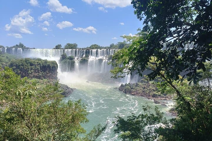 PRIVATE TOUR - Iguacu Falls on the Brazilian side