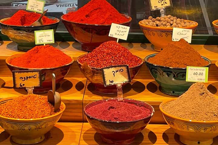 Tel Aviv: Hatikvah Market Interactive Behind-the-Scenes Tour