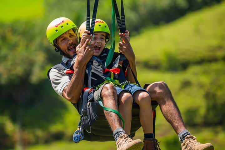 Mauritius:Family Zipline Adventure 7 lines- Vallé Advenature Park