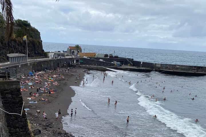 Natural swimming pools , fanal florest, Seixal beach Jeep tour