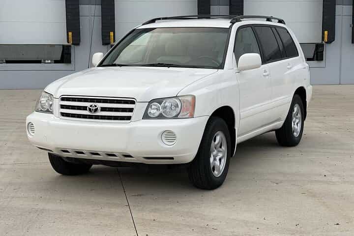 רכב פרטי יומי מפנום פן לסיאם ריפ