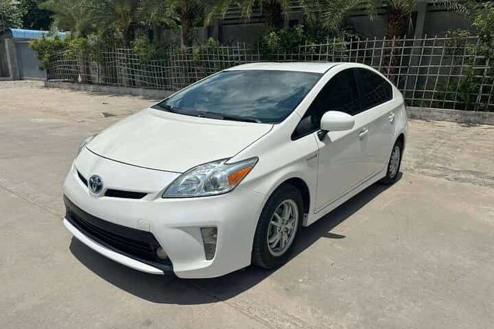 רכב פרטי יומי מפנום פן לסיאם ריפ