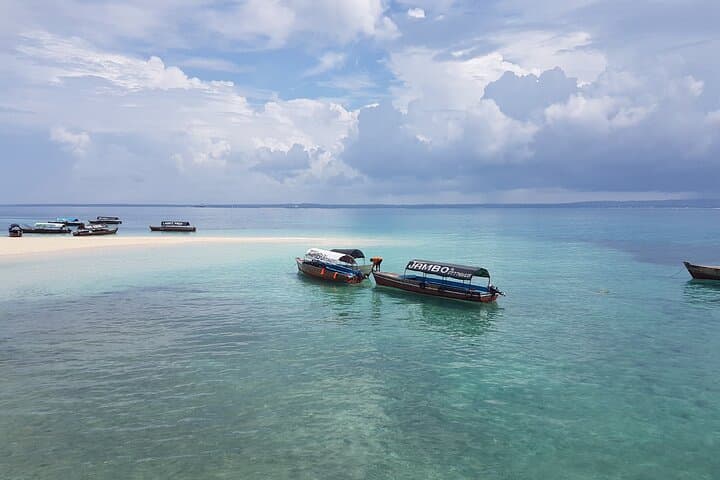 סיור תבלינים, אי הכלא, סטון טאון ואתר שוק העבדים