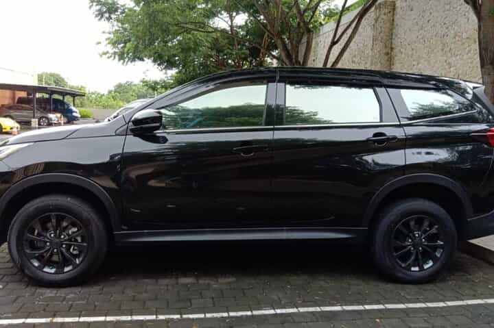 Borobudur and Prambanan Temple From Semarang 1 Day Tour