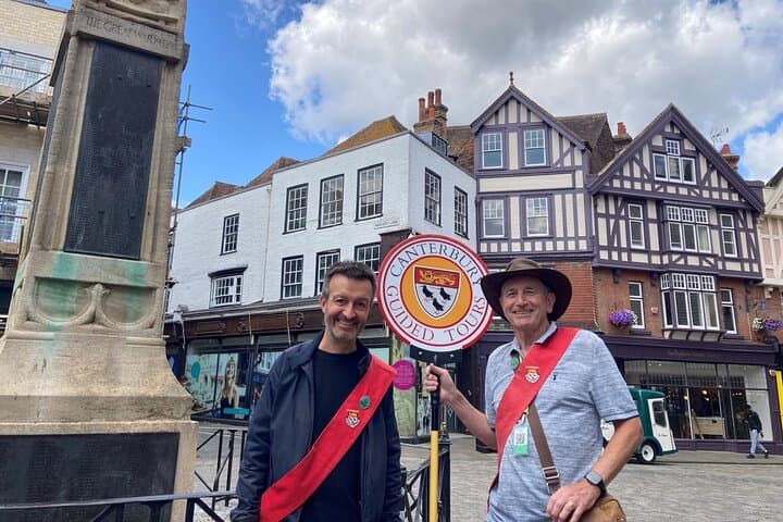 סיור רגלי מודרך רשמי בקנטרברי - סיור בשעה 11.00