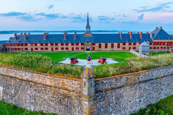 Louisbourg Fortress, Lighthouse and Cliffside Adventure