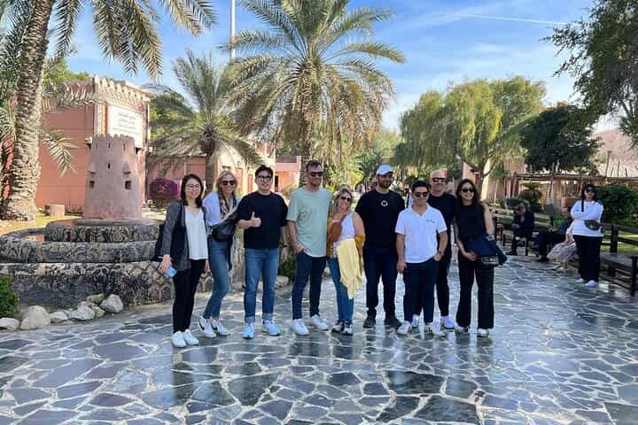 Abu Dhabi: Full Day Guided City Tour on Sharing Transportation