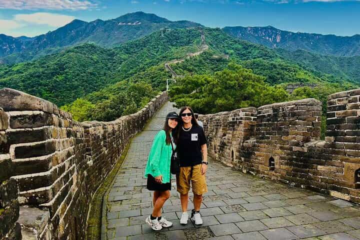 Beijing Great Wall Hiking Tour from Jiankou to Mutianyu