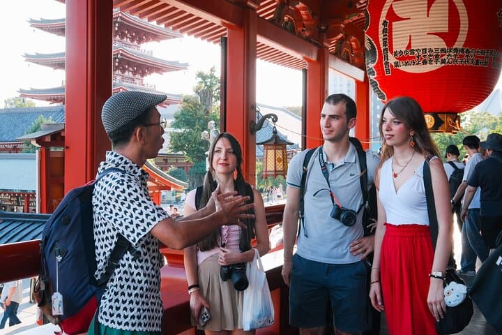 Tokyo: Asakusa & Tokyo’s Oldest Temple Senso-ji Walking Tour