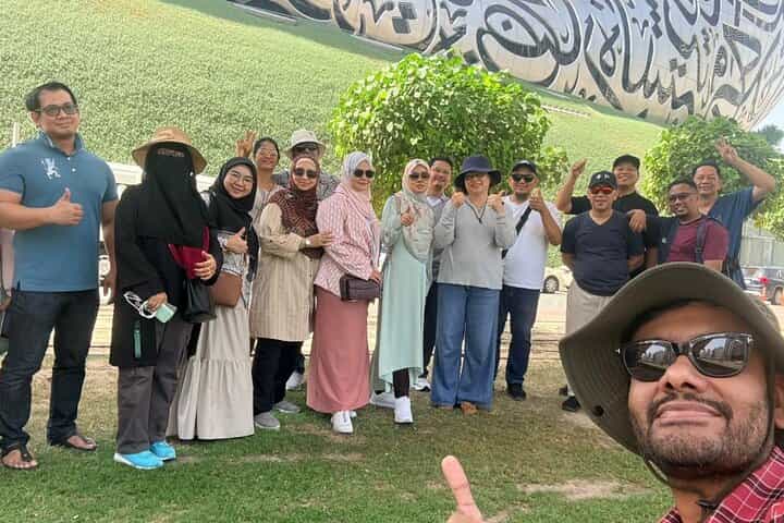 Dubai: Exclusive City Tour Including Landmarks, Culture & More