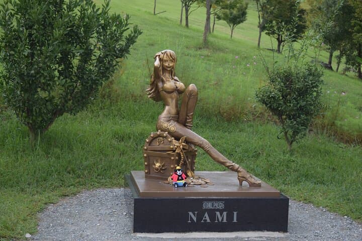 סיור פרטי מפואר: הר אסו, פסלי וואן פיס וביקור במקדש