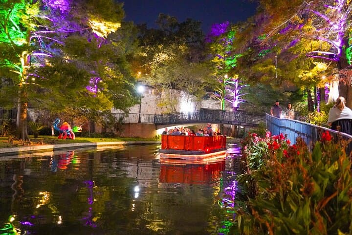 San Antonio Premium Night Driving Tour with Riverwalk Boat Cruise