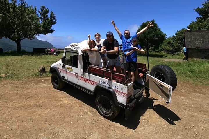 Natural swimming pools , fanal florest, Seixal beach Jeep tour