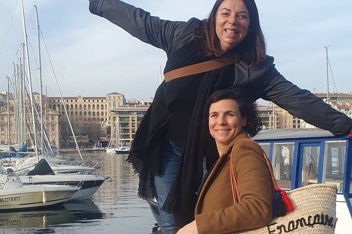 סיור חוף קבוצתי קטן במרסיי: סיור מרסיי וקסיס