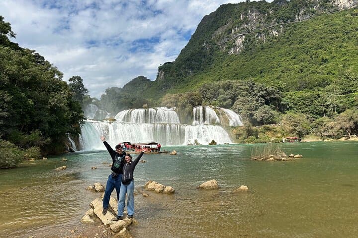 Cao Bang: Ban Gioc Waterfall Day Tour & Local Experiences