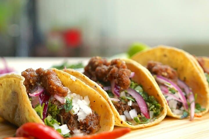 סיור אוכל באניסינטס