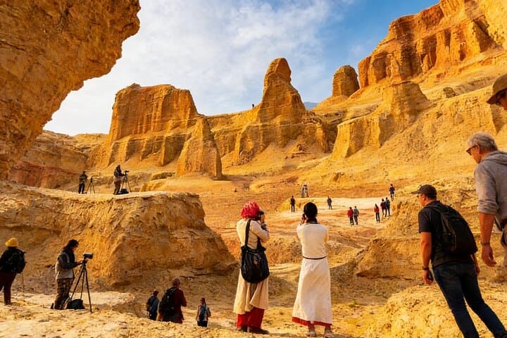 סיור פרטי בדון חואנג: פתח יומן, חורבות חומת חאן ועיר הרפאים יעדן
