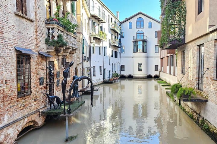 Treviso Center Tour with Welcome Coffee and Local Snack